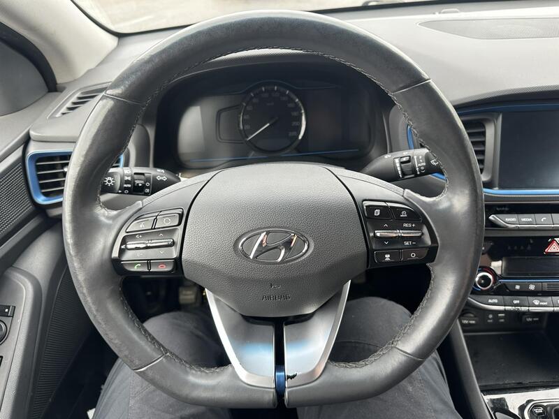 Hyundai IONIQ hybrid vaihtoauto