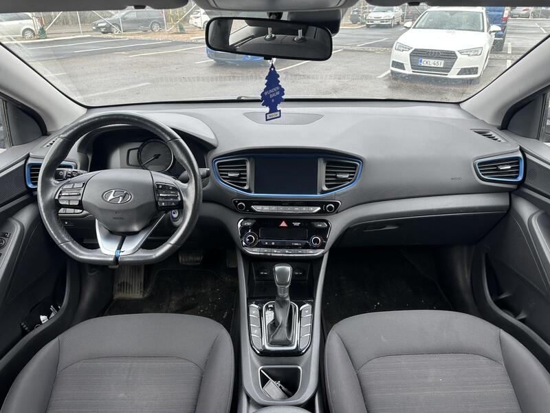 Hyundai IONIQ hybrid vaihtoauto