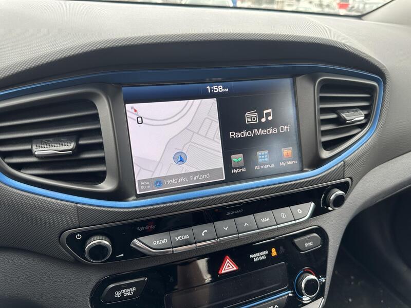 Hyundai IONIQ hybrid vaihtoauto