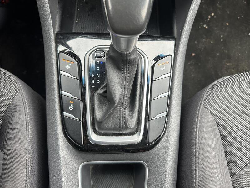 Hyundai IONIQ hybrid vaihtoauto