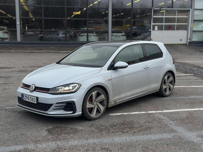 Volkswagen Golf vaihtoauto