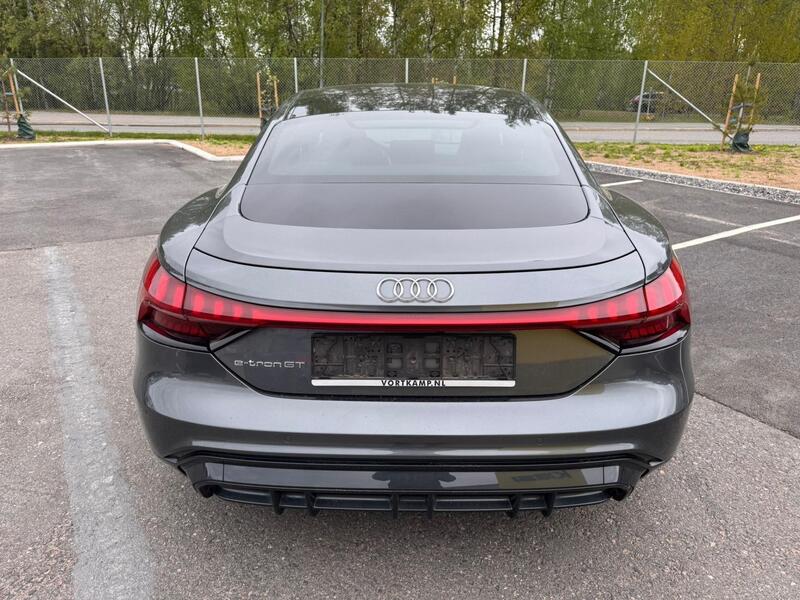 Audi e-tron GT vaihtoauto