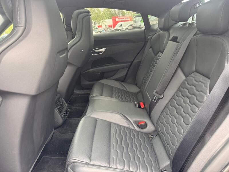 Audi e-tron GT vaihtoauto