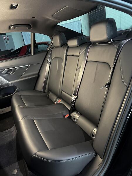 BMW M5 vaihtoauto