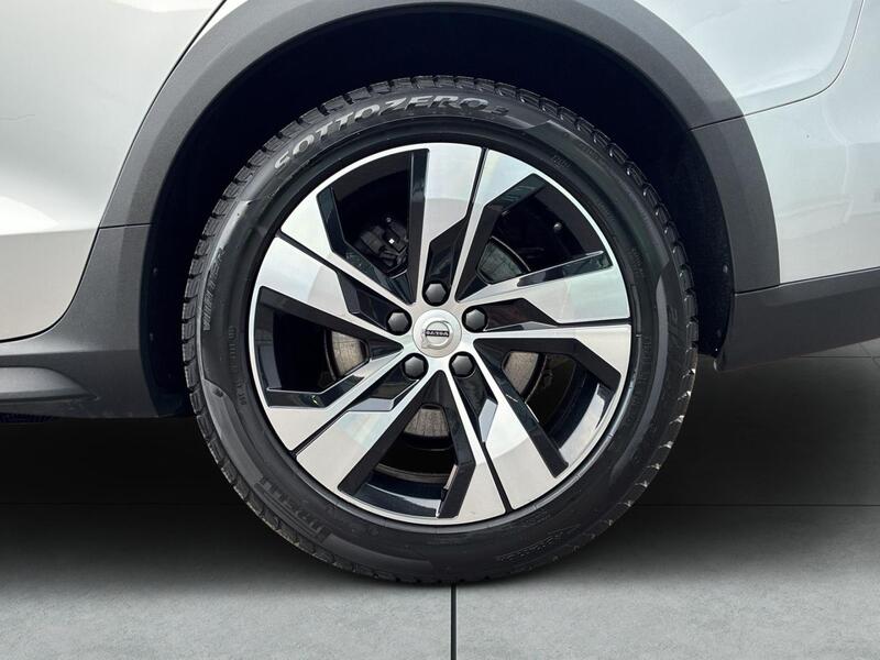 Volvo V60 Cross Country vaihtoauto