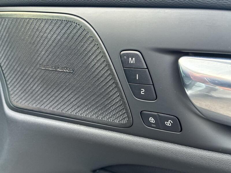 Volvo V60 Cross Country vaihtoauto