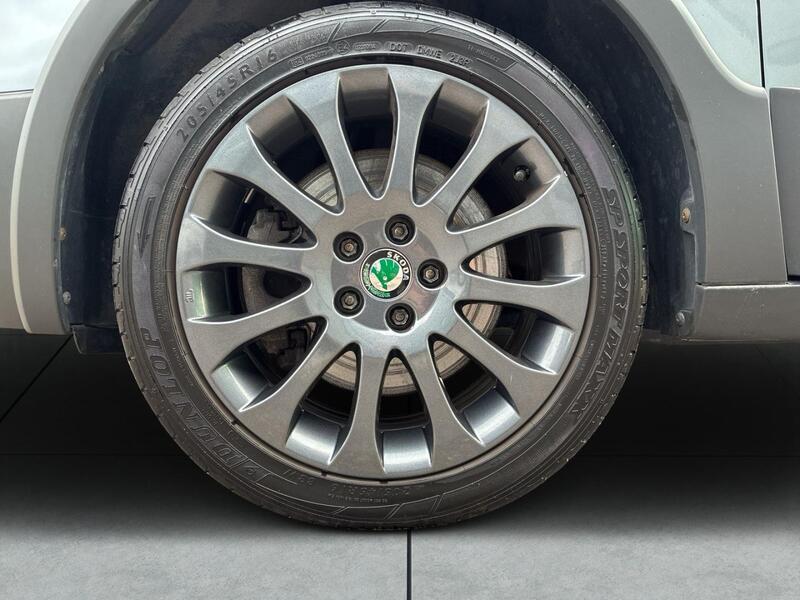 Skoda Roomster vaihtoauto