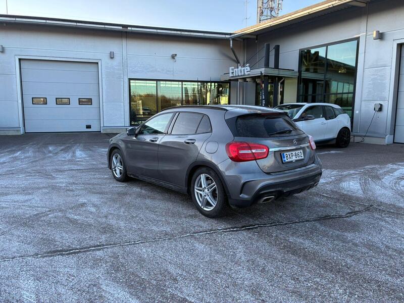 Mercedes-Benz GLA vaihtoauto