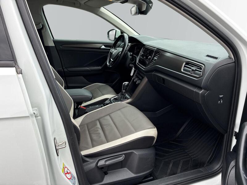 Volkswagen T-Roc vaihtoauto