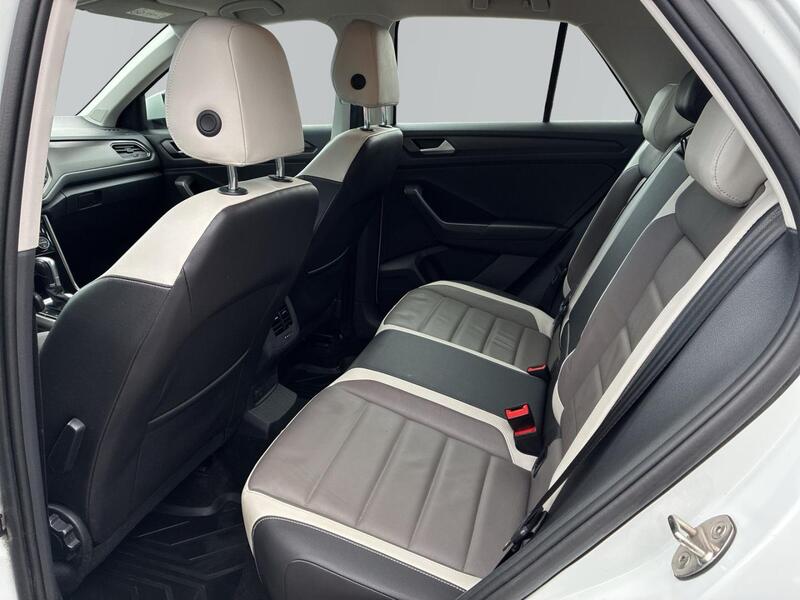 Volkswagen T-Roc vaihtoauto