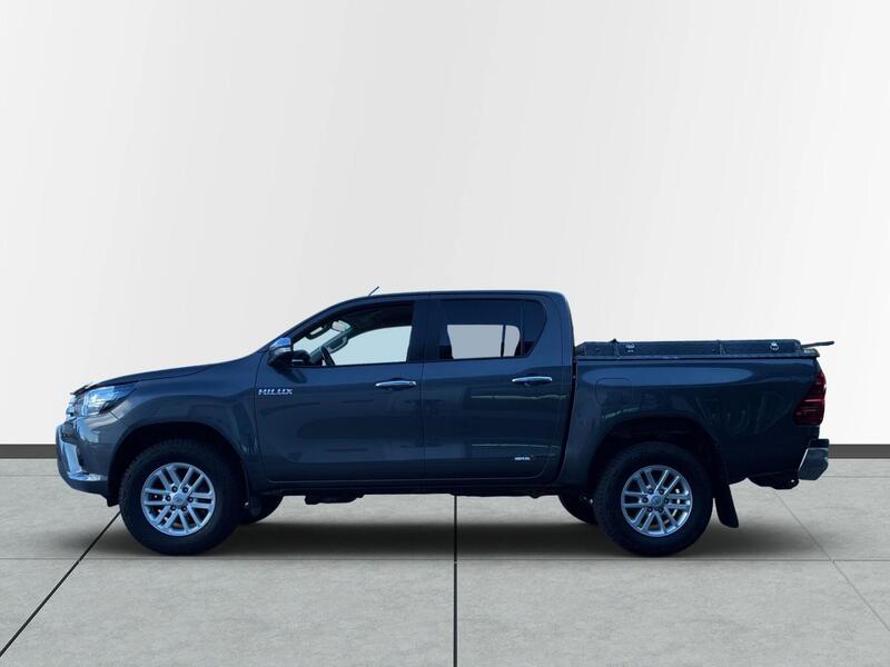 Toyota Hilux vaihtoauto