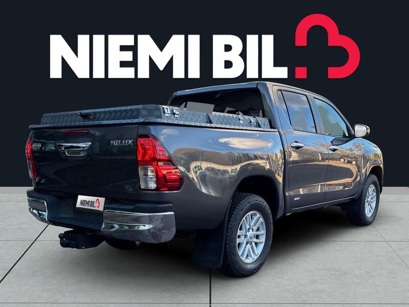 Toyota Hilux vaihtoauto