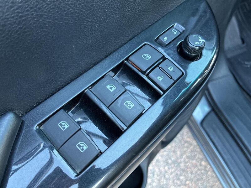 Toyota Hilux vaihtoauto