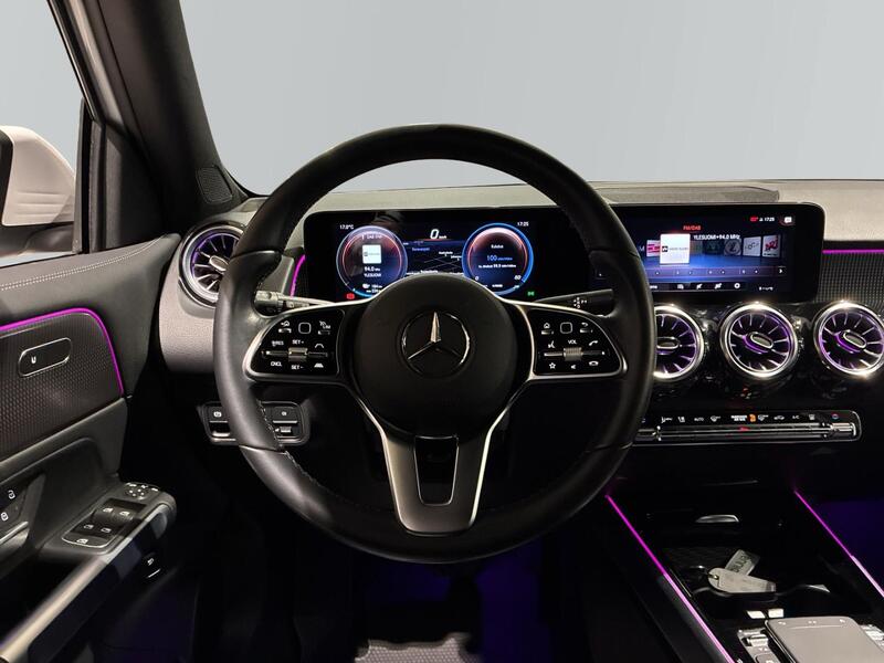 Mercedes-Benz EQB vaihtoauto