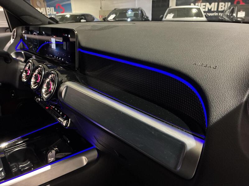 Mercedes-Benz EQB vaihtoauto