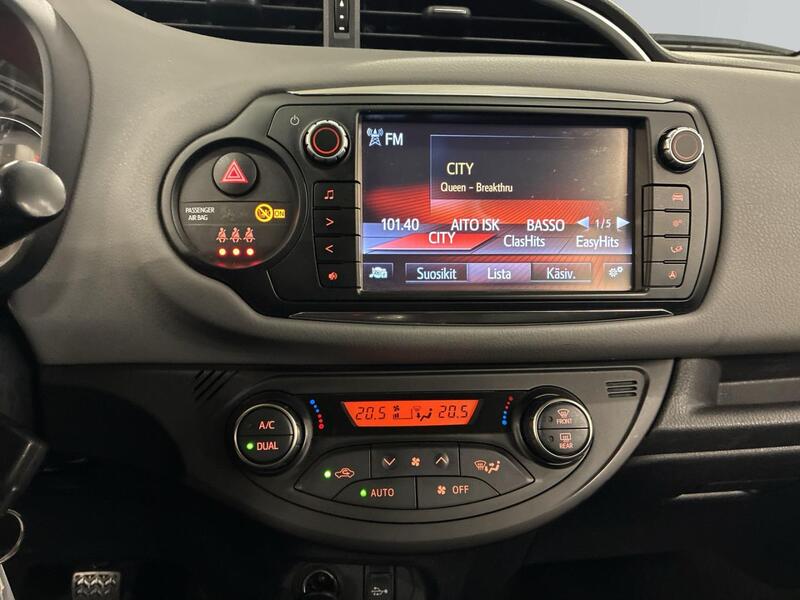 Toyota Yaris vaihtoauto