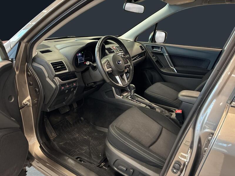 Subaru Forester vaihtoauto