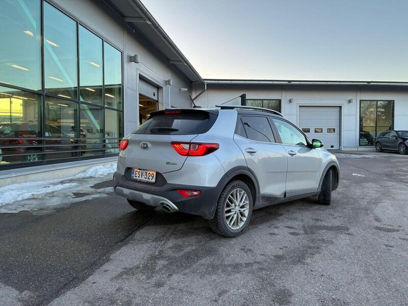 Kia Stonic vaihtoauto