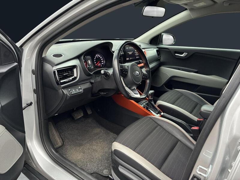 Kia Stonic vaihtoauto