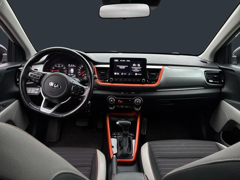 Kia Stonic vaihtoauto