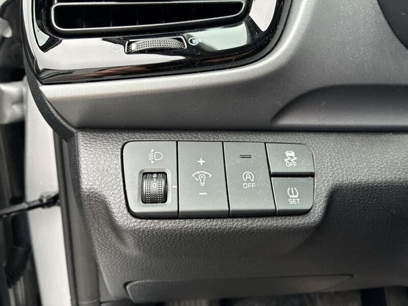 Kia Stonic vaihtoauto