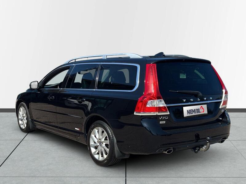 Volvo V70 vaihtoauto