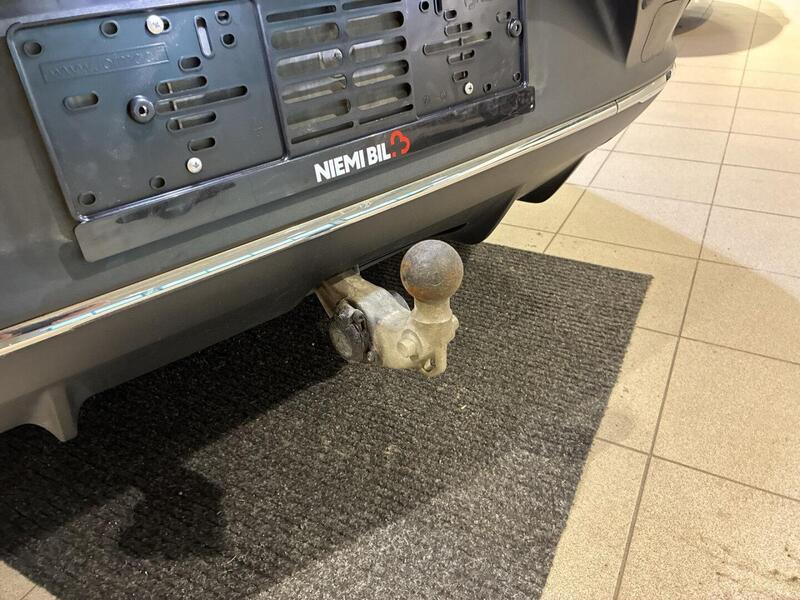 Mercedes-Benz EQC vaihtoauto