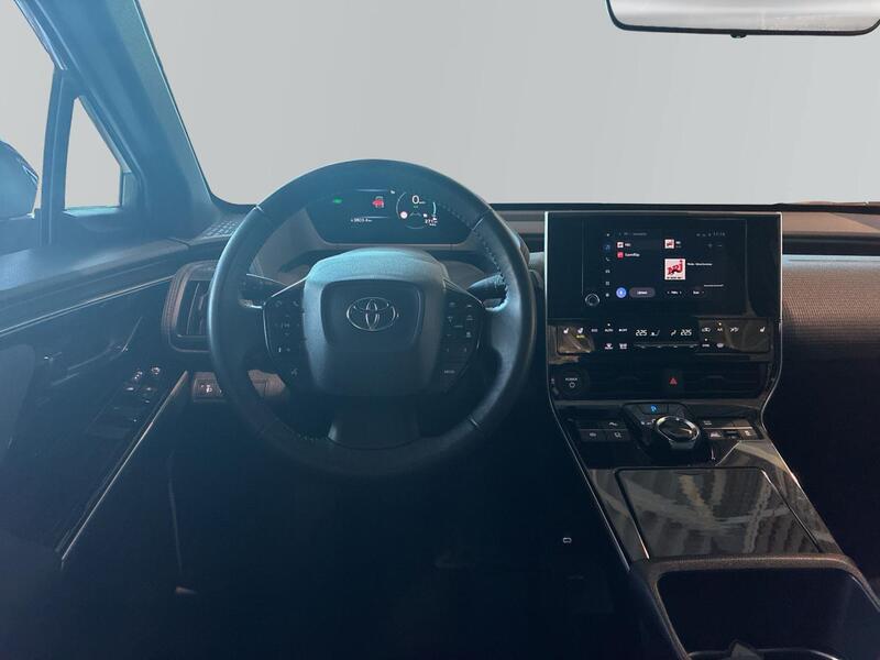 Toyota bZ4X vaihtoauto