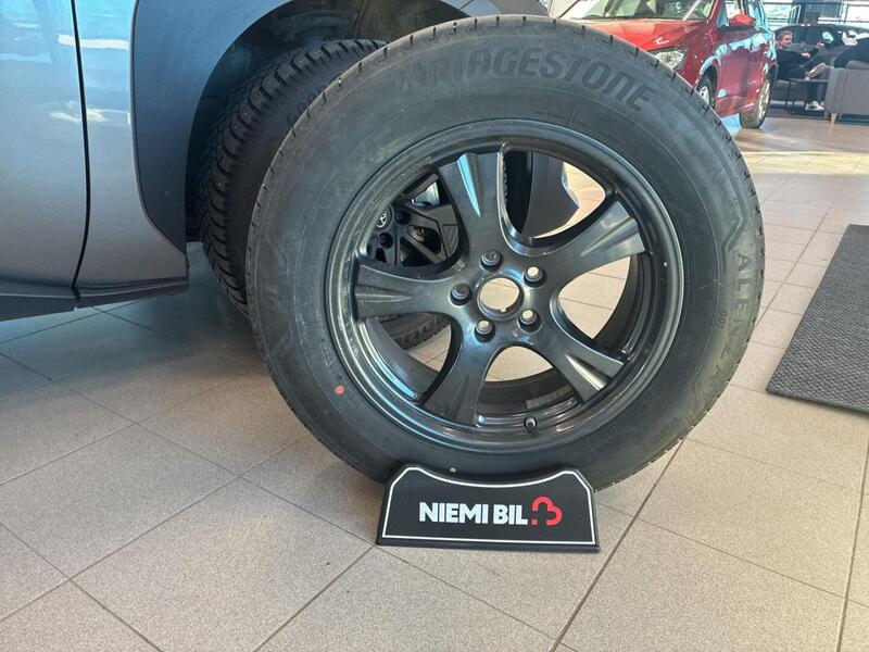 Toyota bZ4X vaihtoauto