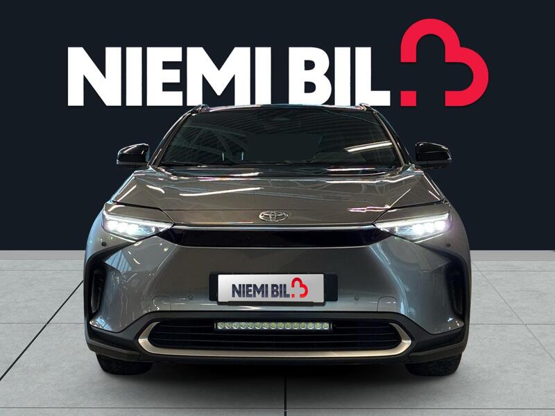 Toyota bZ4X vaihtoauto