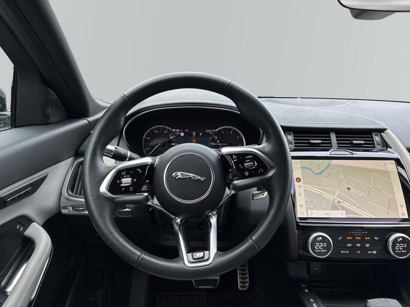 Jaguar E-PACE vaihtoauto