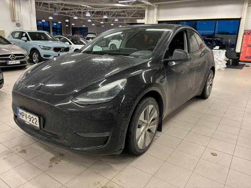 Tesla Model Y vaihtoauto