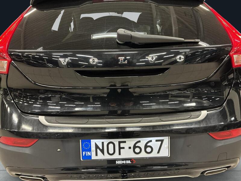 Volvo V40 Cross Country vaihtoauto