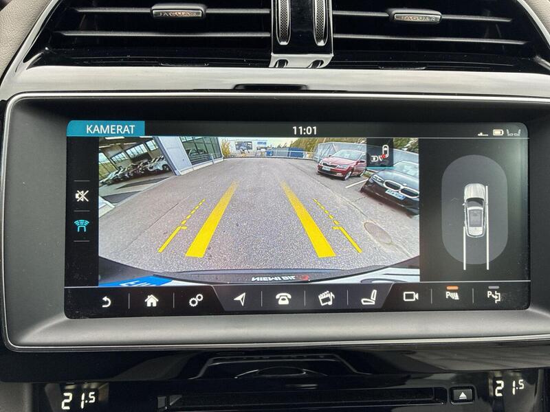 Jaguar F-PACE vaihtoauto