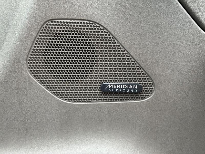 Jaguar F-PACE vaihtoauto