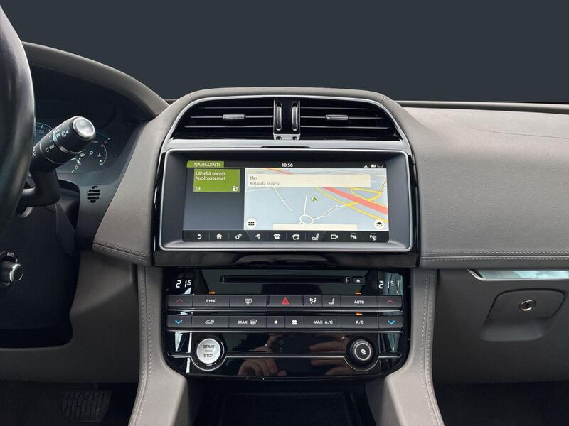 Jaguar F-PACE vaihtoauto