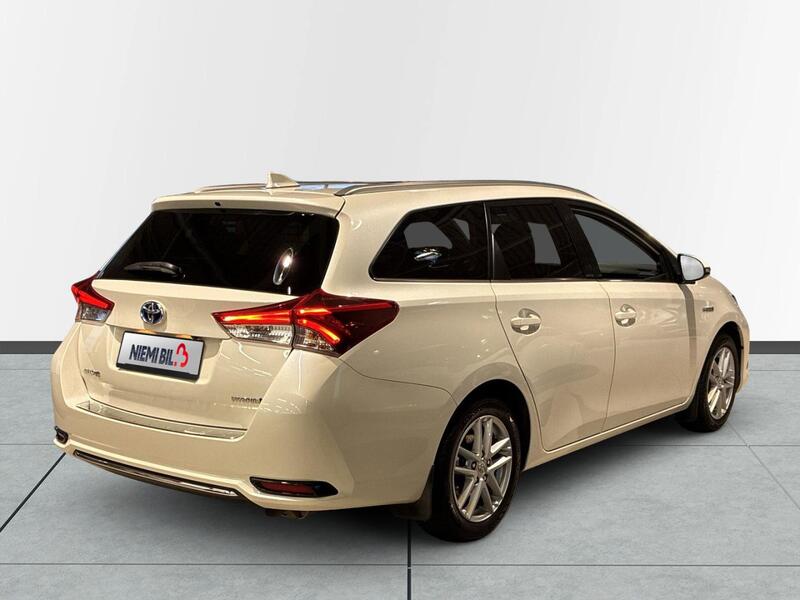 Toyota Auris vaihtoauto