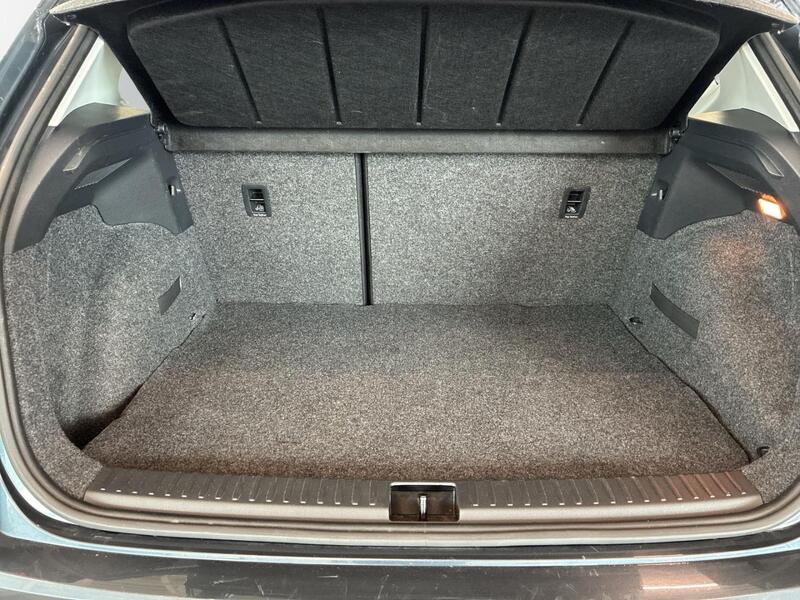 SEAT Arona vaihtoauto