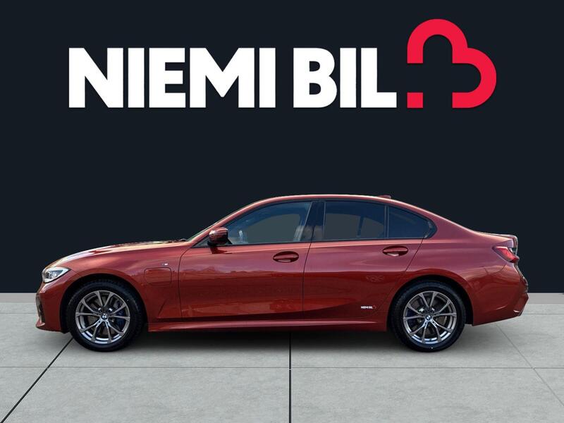 BMW 330 vaihtoauto