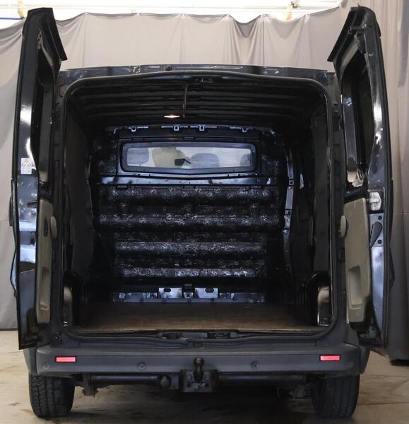 Opel Vivaro vaihtoauto