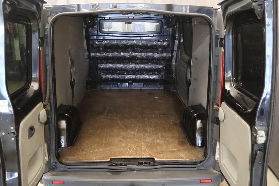 Opel Vivaro vaihtoauto