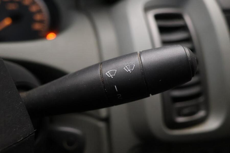 Opel Vivaro vaihtoauto