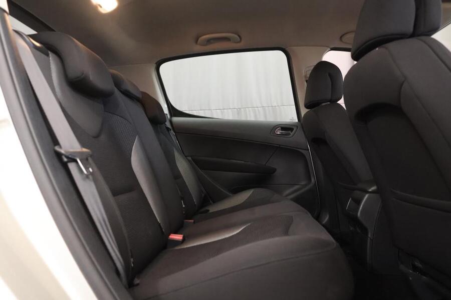 Peugeot 308 vaihtoauto