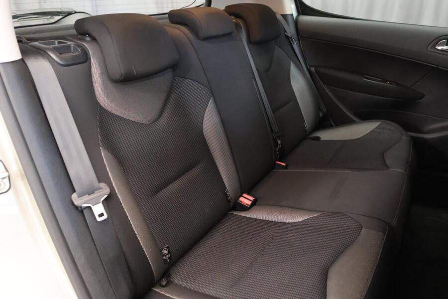 Peugeot 308 vaihtoauto