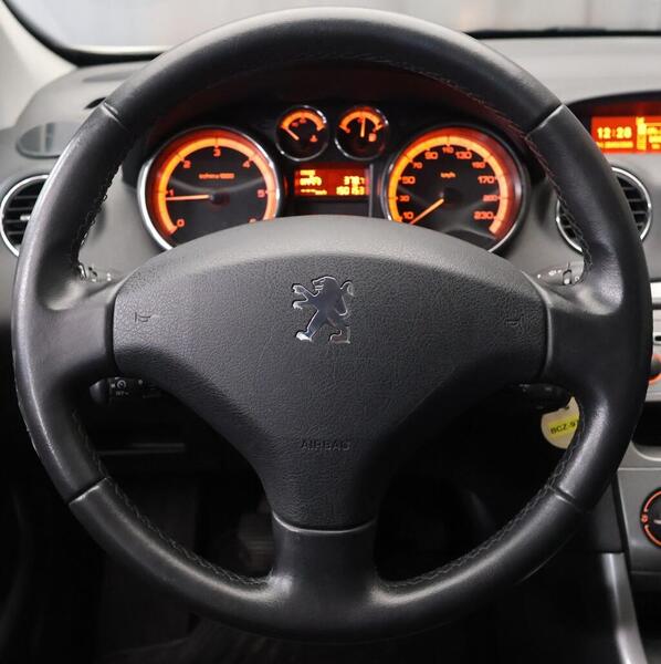 Peugeot 308 vaihtoauto