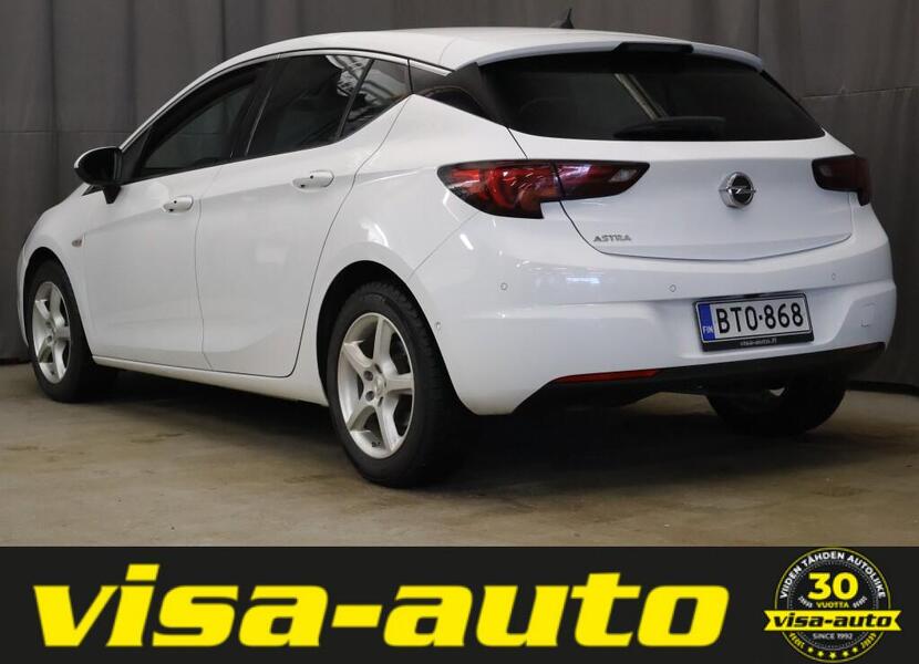 Opel Astra vaihtoauto