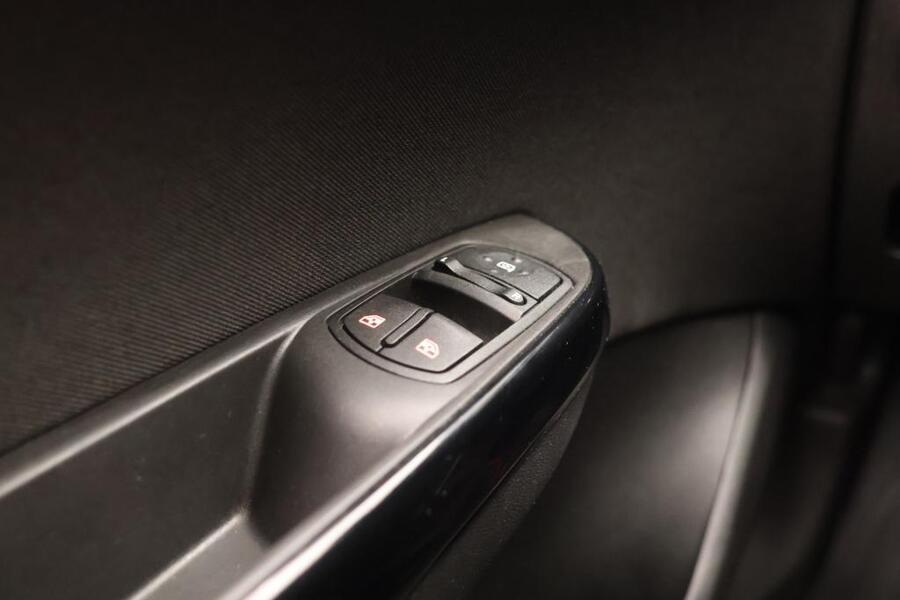 Opel Corsa vaihtoauto