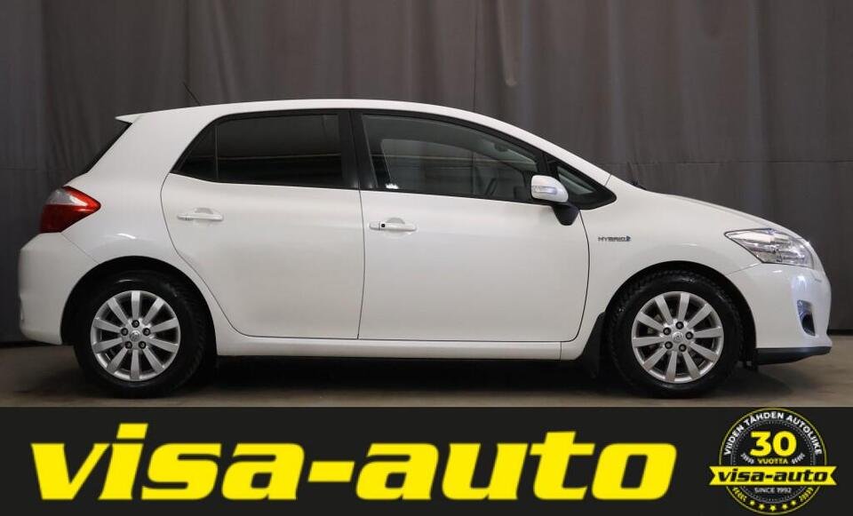 Toyota Auris vaihtoauto