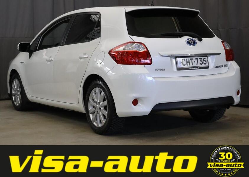 Toyota Auris vaihtoauto