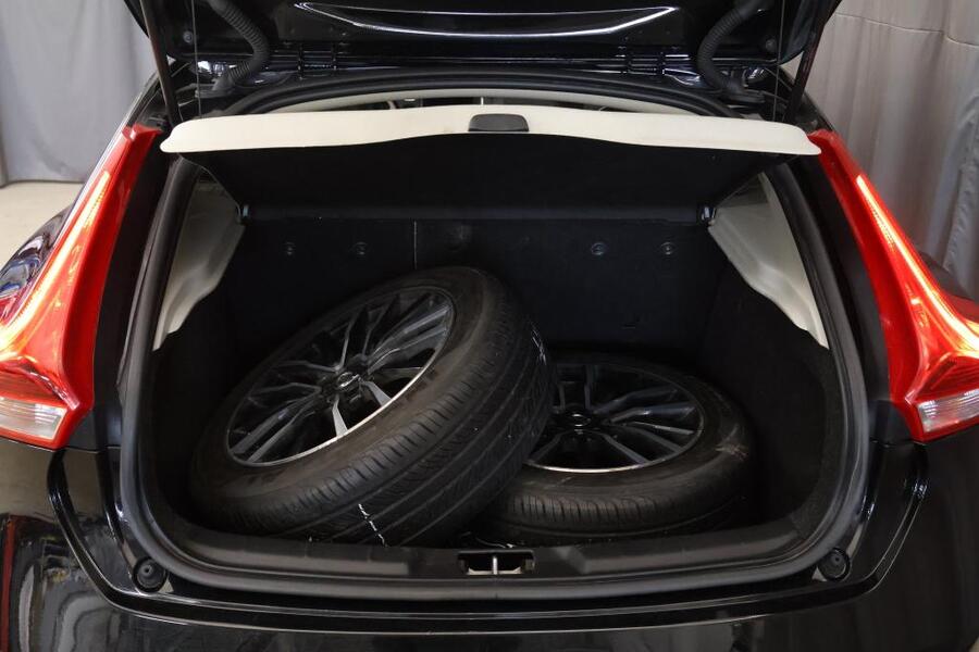 Volvo V40 vaihtoauto